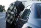 A furat dintr-o mașină un radio-casetofon şi un acumulator auto, iar acum stă la închisoare un an jumătate