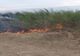 Weekend-ul incendiilor de vegetație uscată. Zeci de hectare făcute scrum (FOTO)