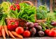 Prețuri-șoc la alimente, în România. Legumele, produse de lux: s-au scumpit cu 50% față de acum 2 ani