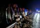 Accident rutier în Secuieni pe DN 2: autotren răsturnat în afara părții carosabile