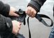 Tâlhărită în miezul zilei pe o stradă din Piatra-Neamț! Infractorul, reținut!